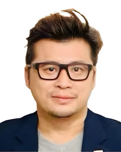 derrick tee member portrait