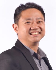 ang yit tat member portrait